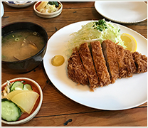 ロースカツ定食（ランチ）