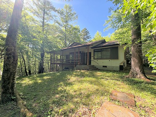 千ヶ滝東区　中古別荘